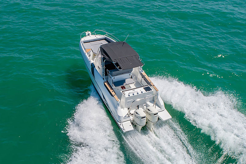 Beneteau Flyer 8.8 Motor Boat