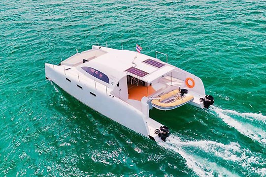 Stealth 38 HC Power Catamaran