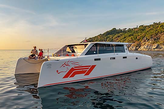 Stealth 42 F1 Power Catamaran